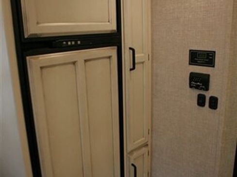 Used 2022 Ford E-450 and Econoline 450 Super Duty w/ Motorhome Prep Package image 30