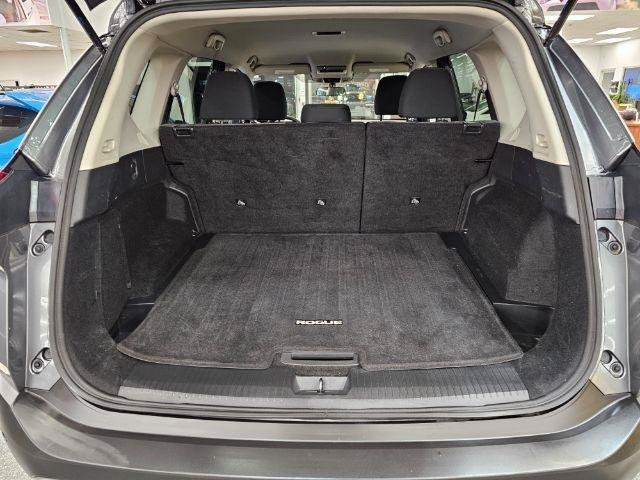 Used 2021 Nissan Rogue SV AWD/4WD image 40