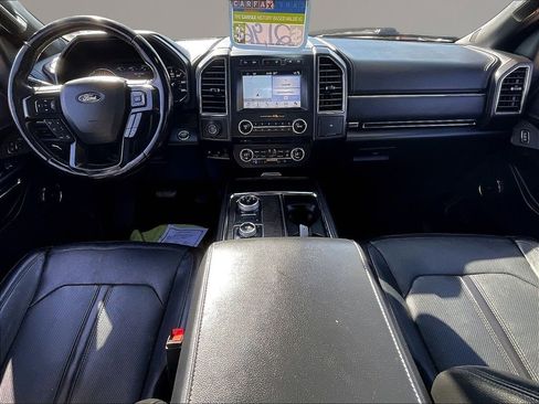 Used 2018 Ford Expedition Limited w/ Equipment Group 302A AWD/4WD image 7
