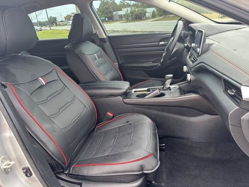 Used 2019 Nissan Altima 2.5 SR FWD image 16