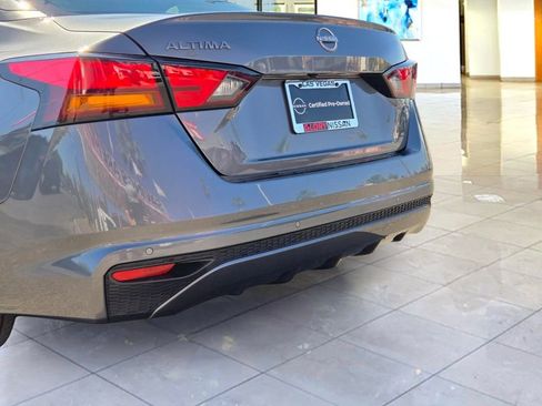 Certified 2025 Nissan Altima 2.5 SV FWD image 6