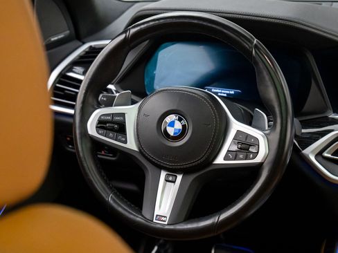 Certified 2022 BMW X7 xDrive40i w/ M Sport Package image 11