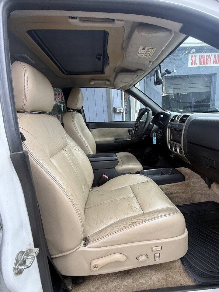 Used 2008 GMC Canyon SLT w/ SLT Preferred Equipment Group AWD/4WD image 7