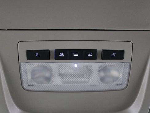 Used 2021 GMC Canyon Denali image 51