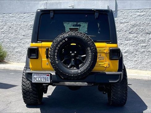 Used 2021 Jeep Wrangler Unlimited Sport AWD/4WD image 3