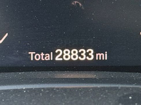 Used 2021 BMW X5 xDrive40i w/ Premium Package image 18