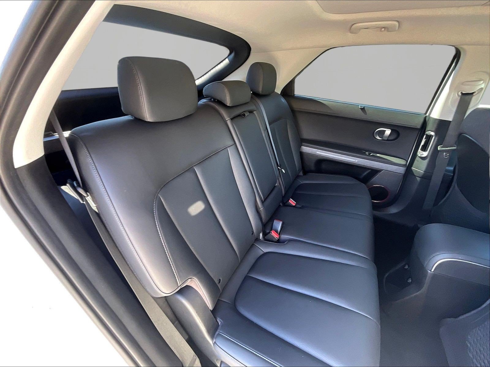 Used 2023 Hyundai Ioniq 5 Limited w/ Cargo Package AWD/4WD image 24