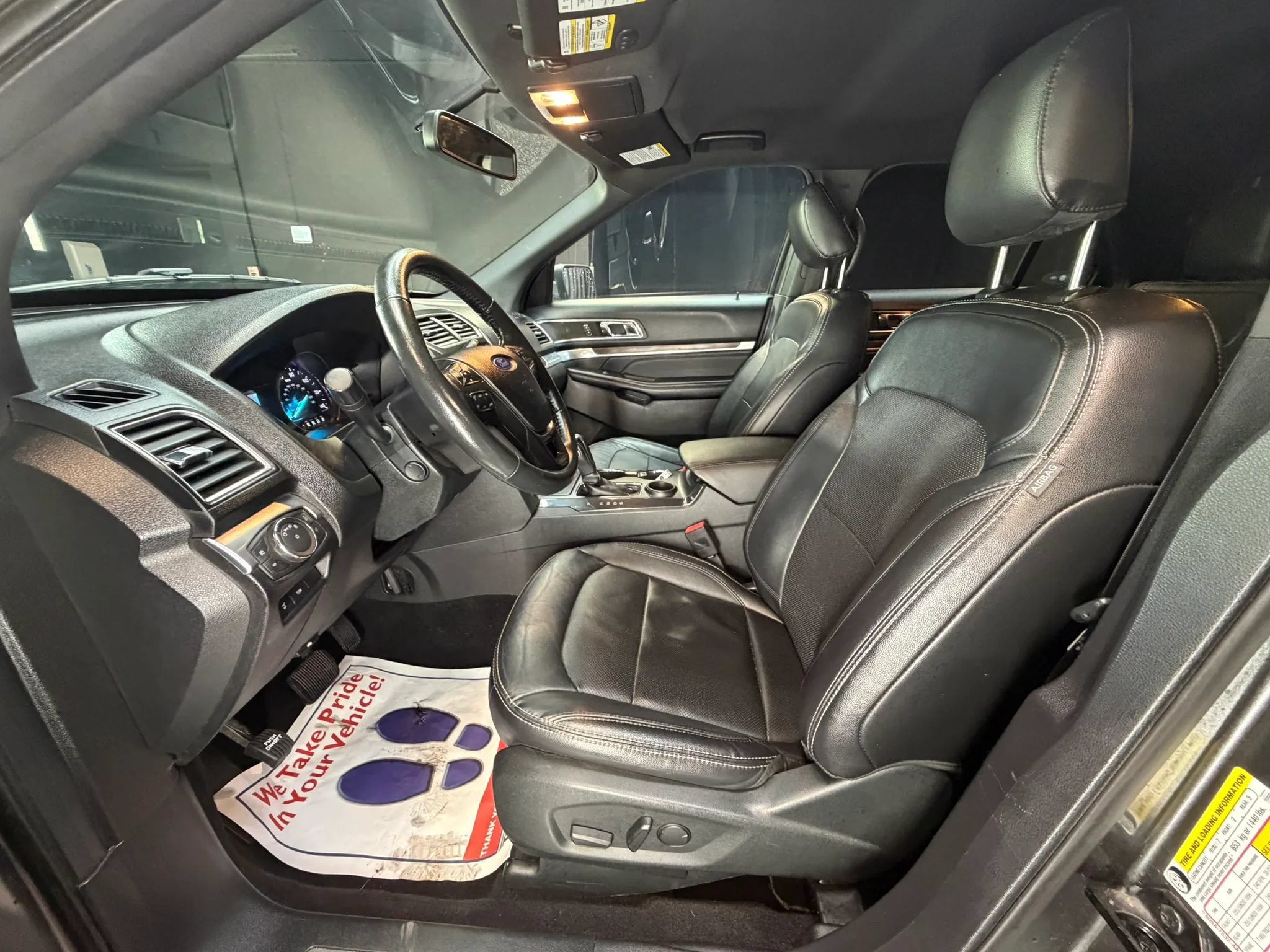 Used 2019 Ford Explorer Limited w/ Class III Trailer Tow Package FWD image 15