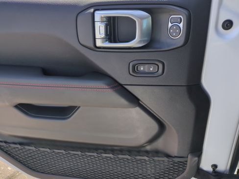 New 2026 Jeep Wrangler Unlimited Rubicon 392 image 13