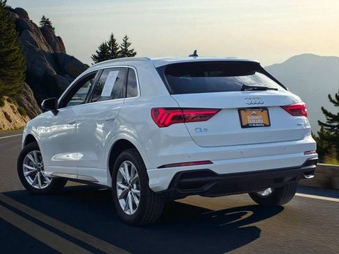 Used 2024 Audi Q3 2.0T Premium image 5