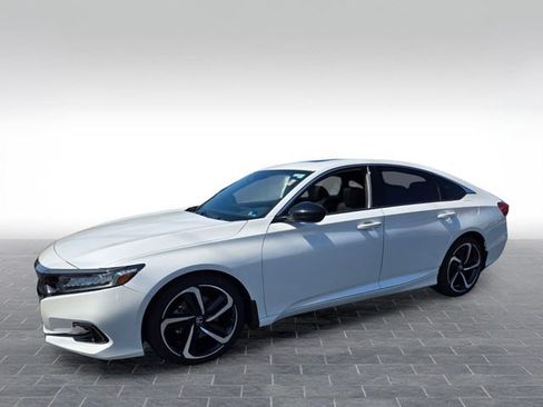 Used 2022 Honda Accord Sport image 3