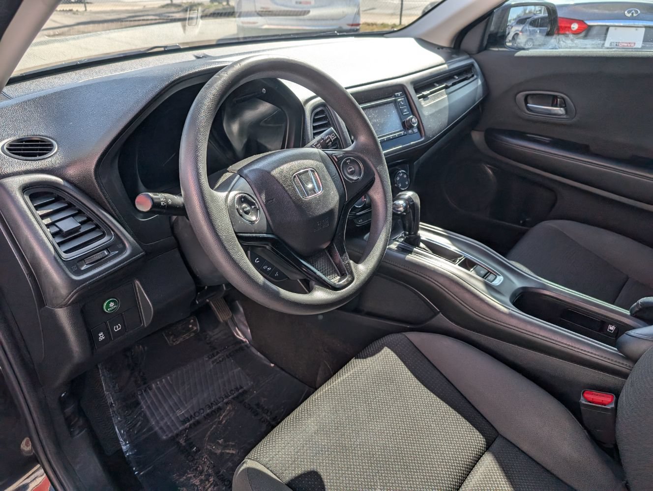 Used 2022 Honda HR-V LX image 12