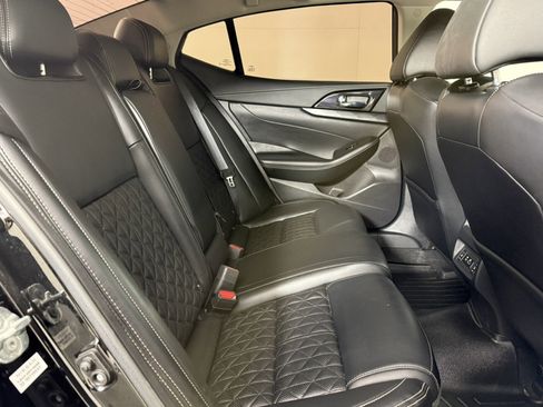 Used 2022 Nissan Maxima Platinum FWD image 13