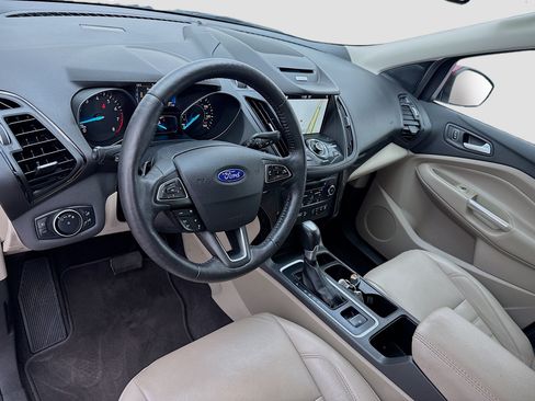 Used 2017 Ford Escape Titanium w/ Equipment Group 301A FWD image 7