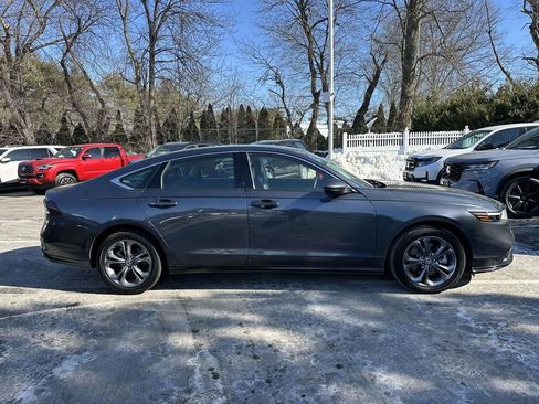 Certified 2023 Honda Accord EX-L image 2