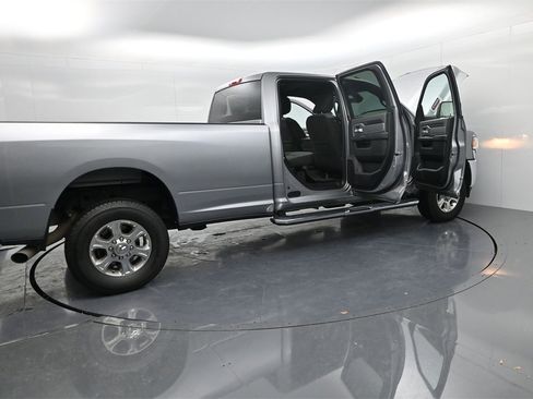 Used 2023 RAM 2500 Big Horn w/ Level 1 Equipment Group image 50