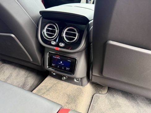 Used 2021 Bentley Bentayga Speed AWD/4WD image 25
