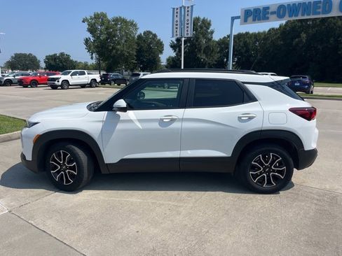 Used 2023 Chevrolet TrailBlazer ACTIV image 3