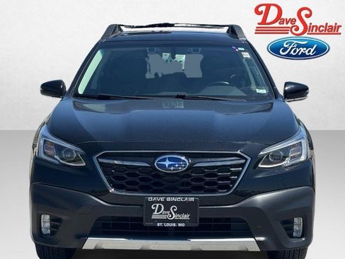 Used 2022 Subaru Outback Limited AWD/4WD image 2