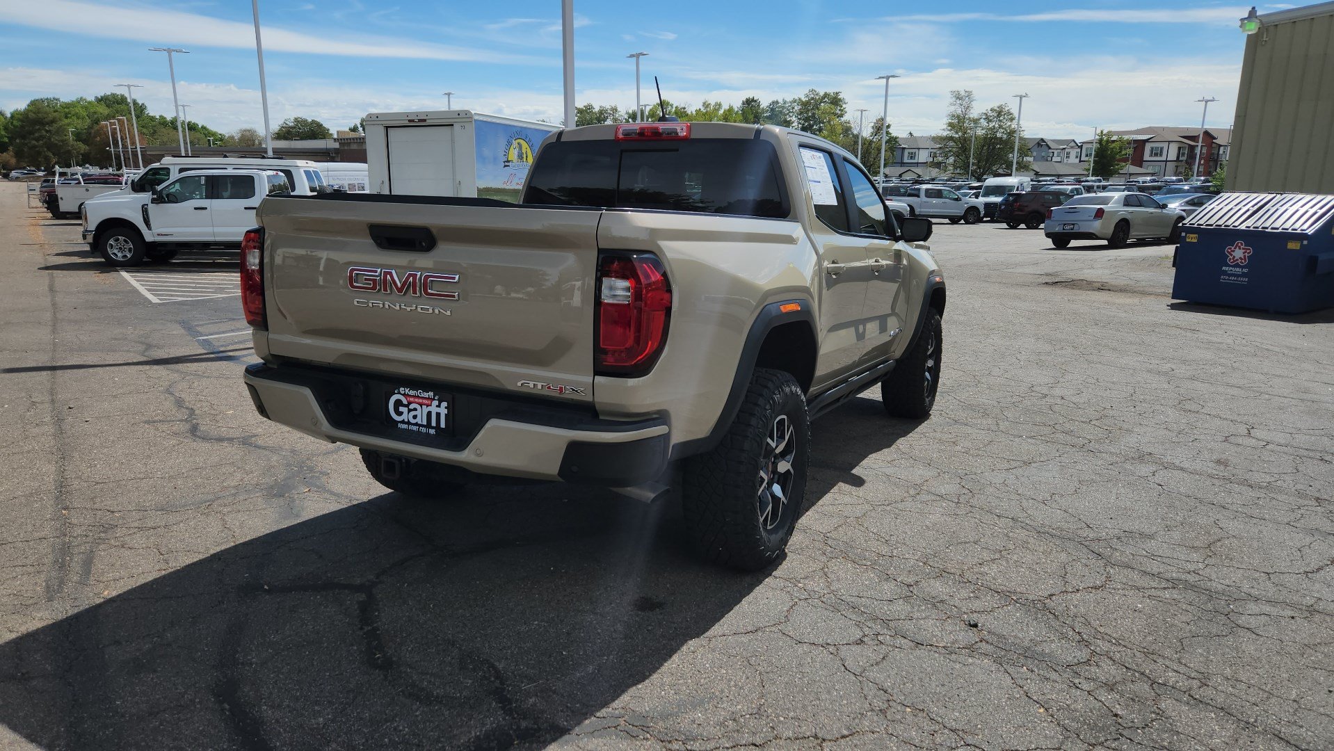 Used 2024 GMC Canyon AT4X AWD/4WD image 11