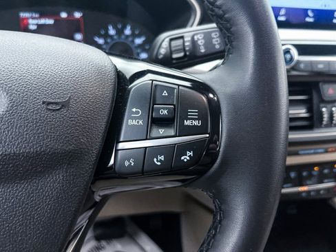 Used 2022 Ford Escape SEL image 33