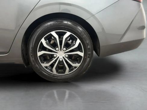 Used 2023 Nissan Sentra S FWD image 28