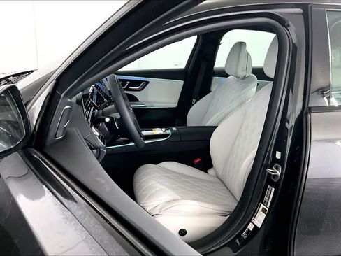 New 2026 Mercedes-Benz E 450 4MATIC Sedan image 14