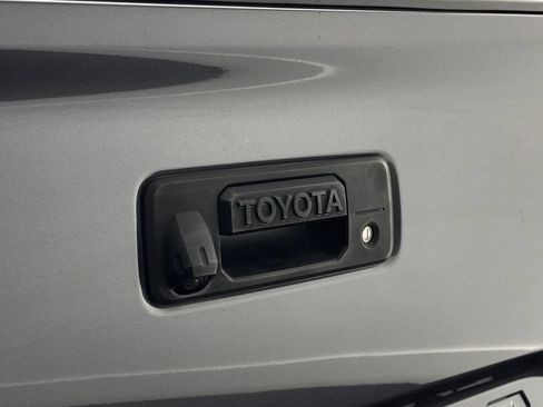 Used 2023 Toyota Tacoma TRD Sport AWD/4WD image 11