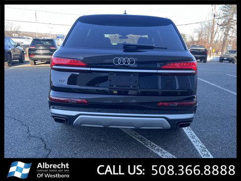 Used 2025 Audi Q7 3.0T Premium Plus AWD/4WD image 4