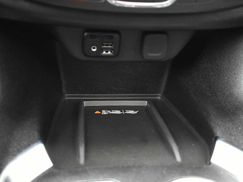 Used 2023 Chevrolet Traverse Premier w/ Redline Edition image 22