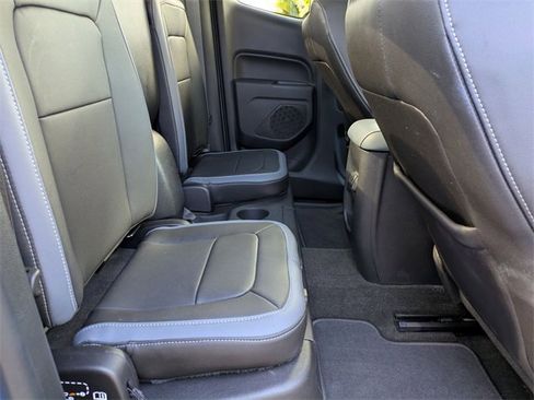 Used 2018 Chevrolet Colorado Z71 image 27