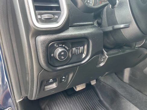 Used 2019 RAM 1500 Big Horn image 24