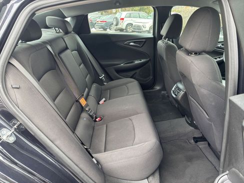 Used 2023 Chevrolet Malibu LT w/ Driver Confidence Package image 40