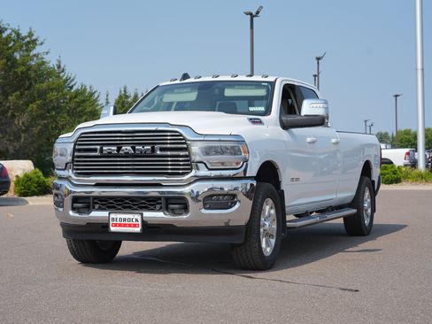 Used 2023 RAM 2500 Laramie AWD/4WD image 7
