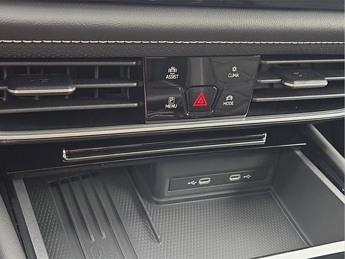 New 2026 Volkswagen Atlas SE image 19