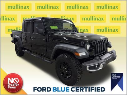 Used 2023 Jeep Gladiator Sport w/ Off Road Group