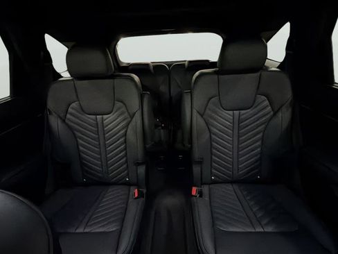 Used 2024 Kia Sorento SX Prestige image 24