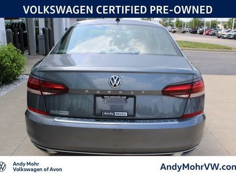 Used 2022 Volkswagen Passat 2.0T SE FWD image 8
