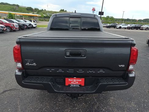 Used 2023 Toyota Tacoma SR AWD/4WD image 7
