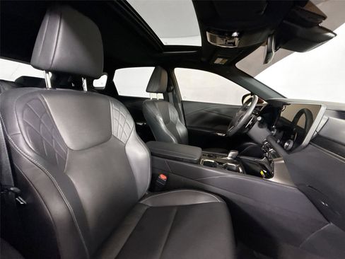 Used 2023 Lexus RX 350 Premium image 44
