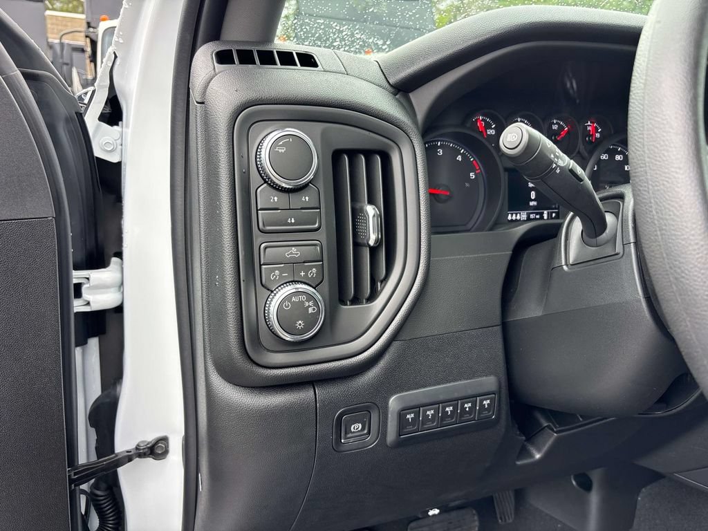 Used 2026 GMC Sierra 3500 Pro AWD/4WD image 23