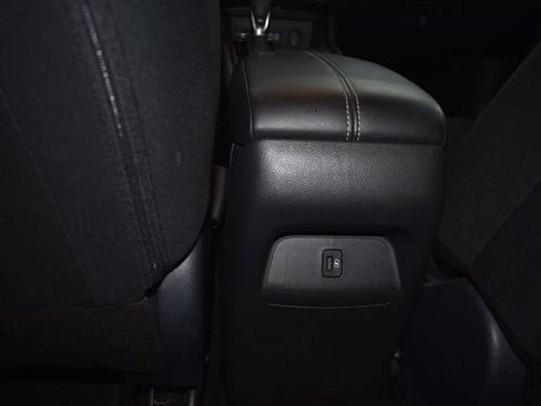 Used 2024 Nissan Sentra SV image 35