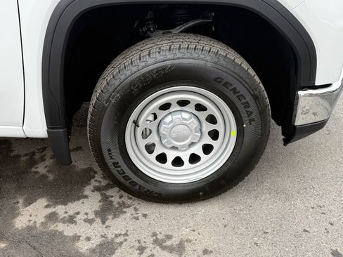 New 2026 GMC Sierra 1500 Pro image 12