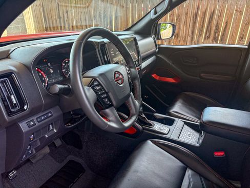 Used 2026 Nissan Frontier PRO-4X w/ Pro Premium Package AWD/4WD image 7
