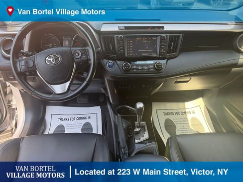 Used 2018 Toyota RAV4 Limited AWD/4WD image 26