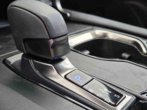 Certified 2025 Lexus RX 350h w/ Convenience Package image 41