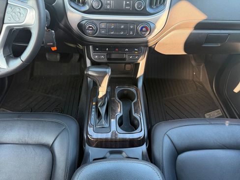 Used 2020 GMC Canyon SLT image 15