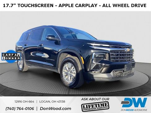 Used 2025 Chevrolet Traverse LT image 1