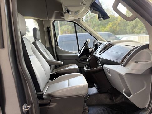 Used 2017 Ford Transit 350 XL RWD image 29