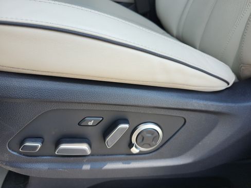 Certified 2023 Hyundai Palisade Calligraphy FWD image 14